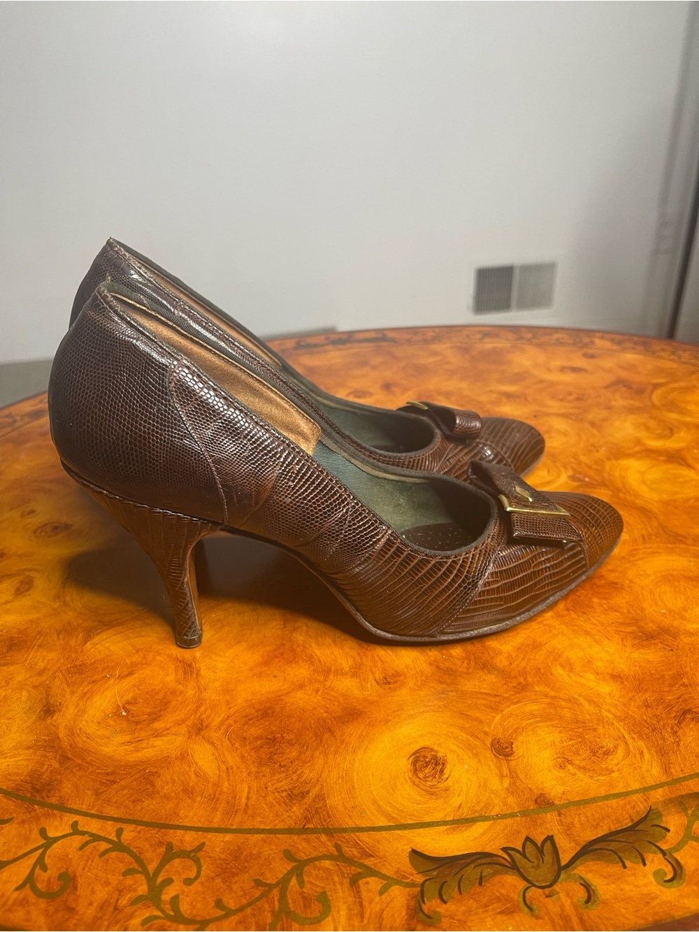 Brown Textured Pointed-Toe Pumps with Gold Accent